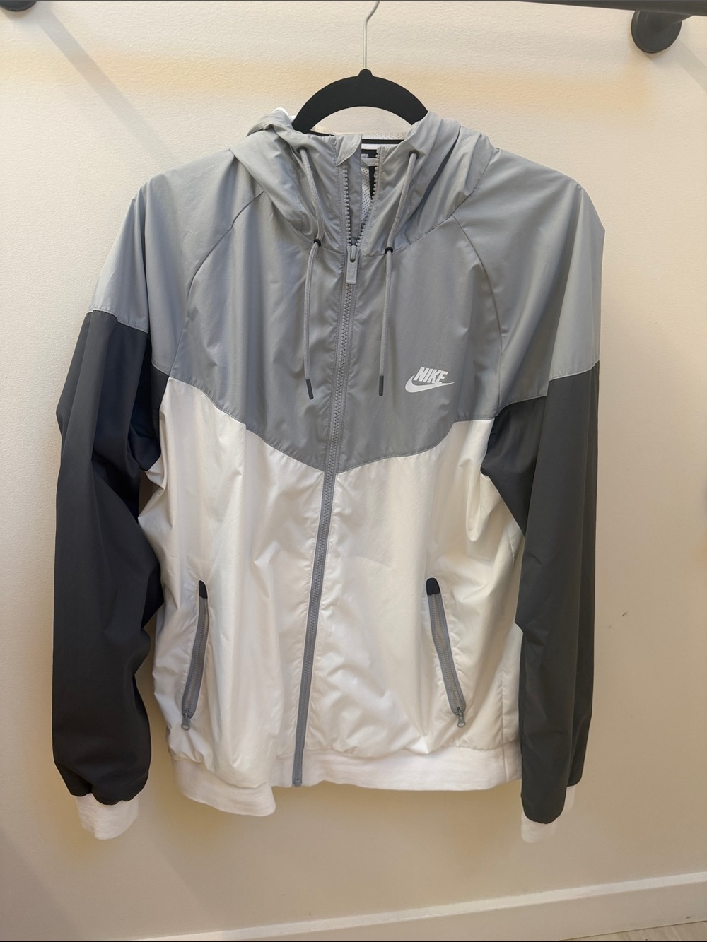Nike Men’s Hooded Windbreaker Jacket - Light Gray, White, Dark Gray